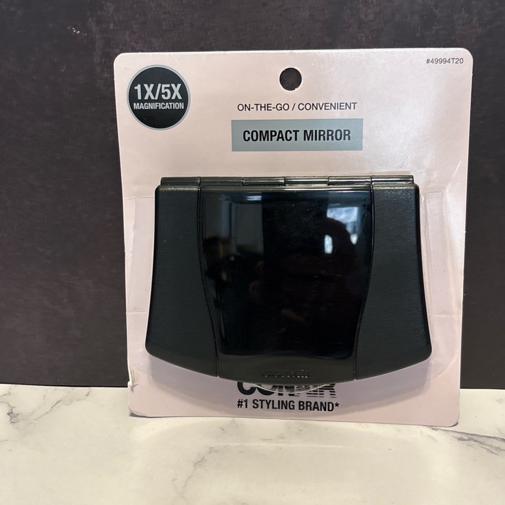 Conair Compact Foldable Mirror